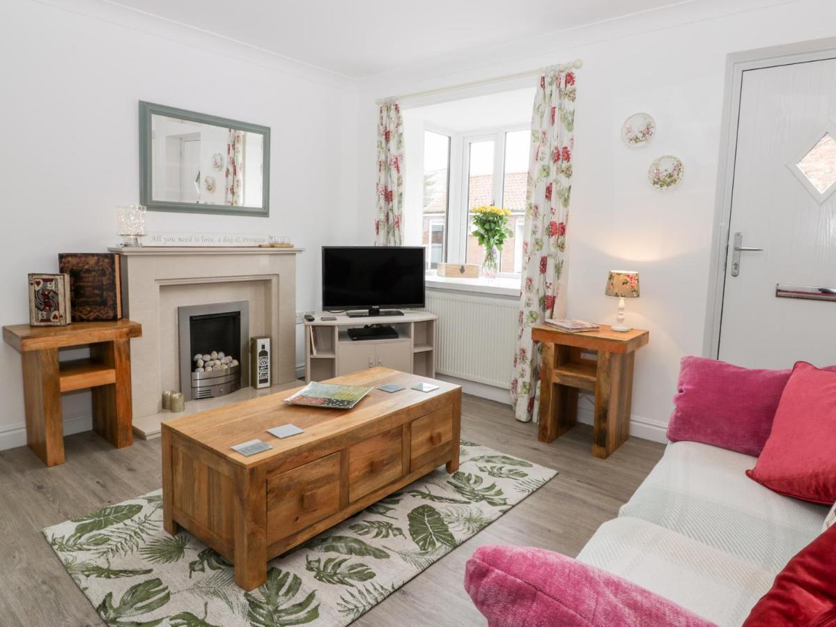 Little Daisy Cottage Хорнси Экстерьер фото